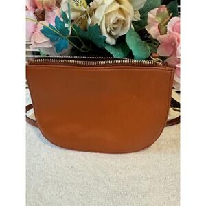 Lo & Sons Waverley 2 Small Convertible Bag Camel (800